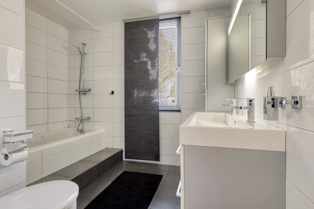 Photo 23 of Staringstraat 61