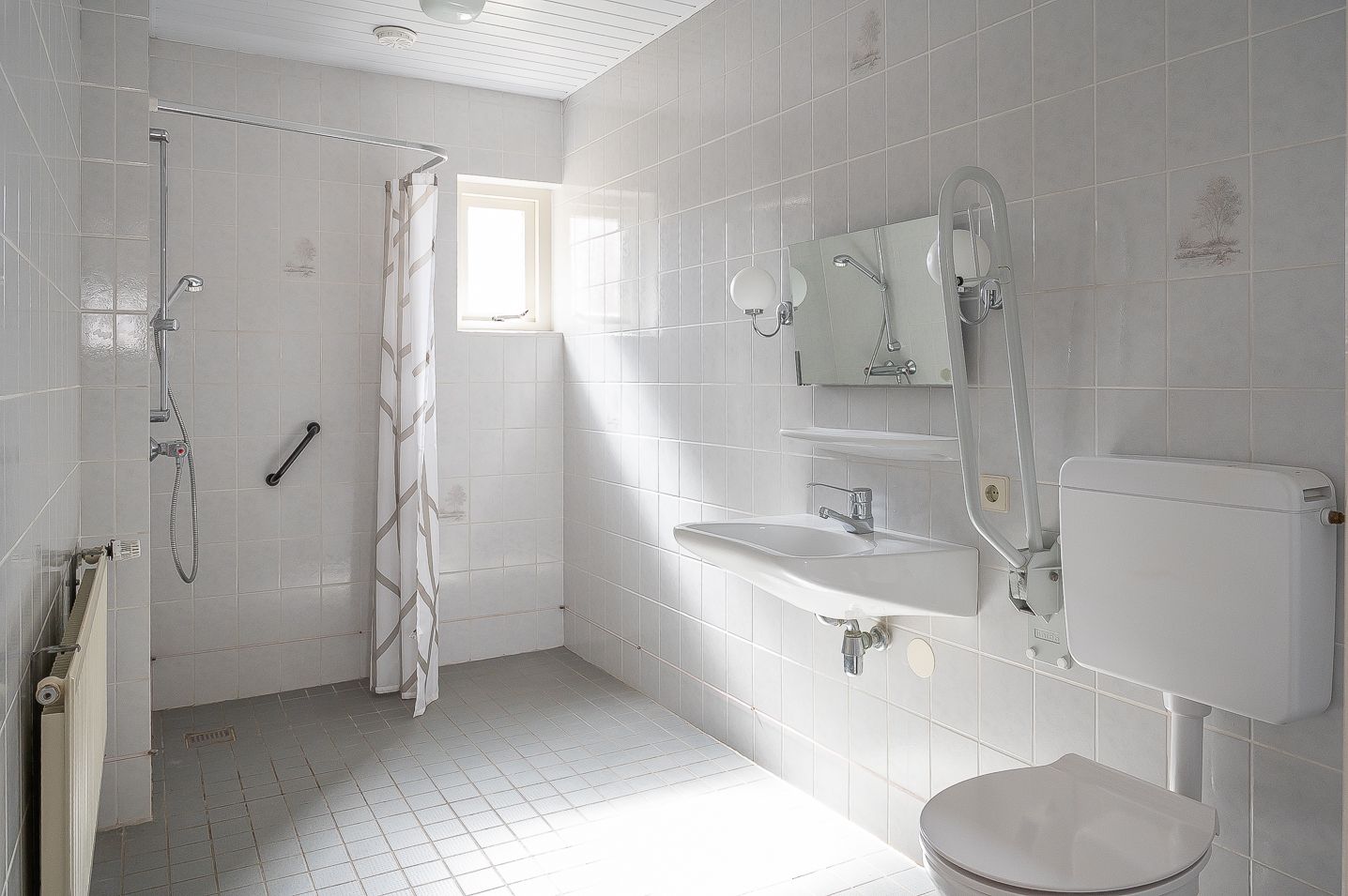 Photo 24 of Dwarsstraat 10