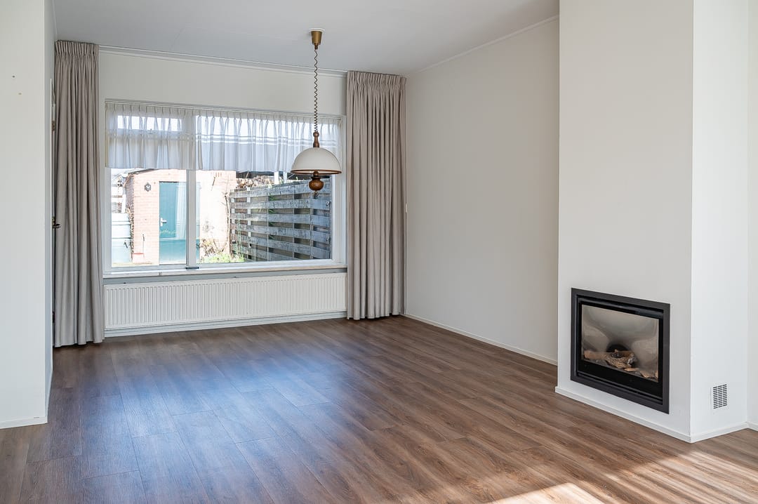 Photo 17 of Dwarsstraat 10