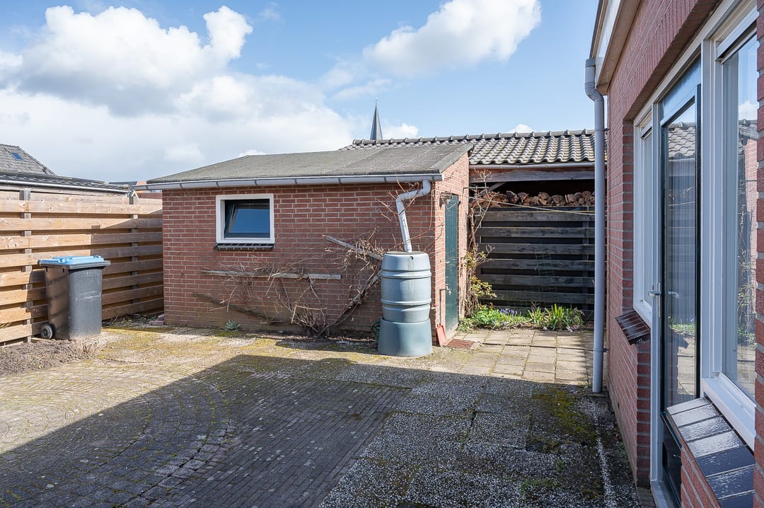 Photo 41 of Dwarsstraat 10