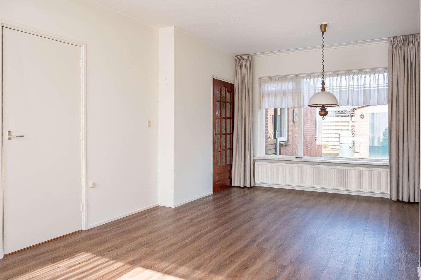 Photo 18 of Dwarsstraat 10