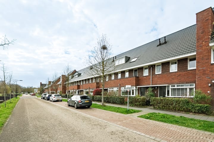 Photo 2 of Voorburglaan 44