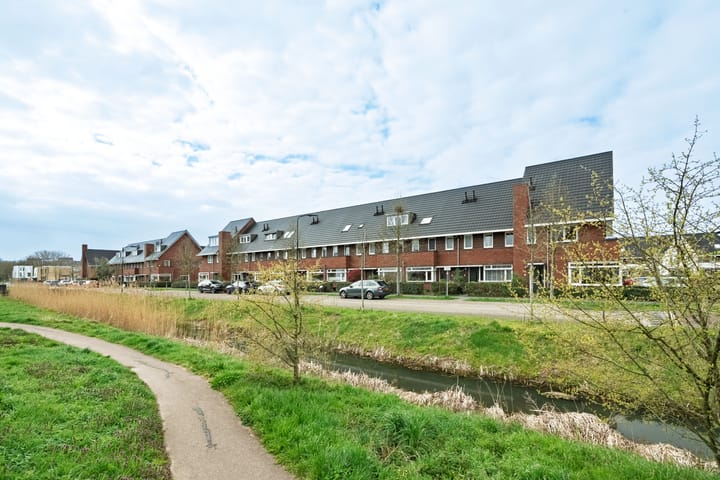 Photo 3 of Voorburglaan 44