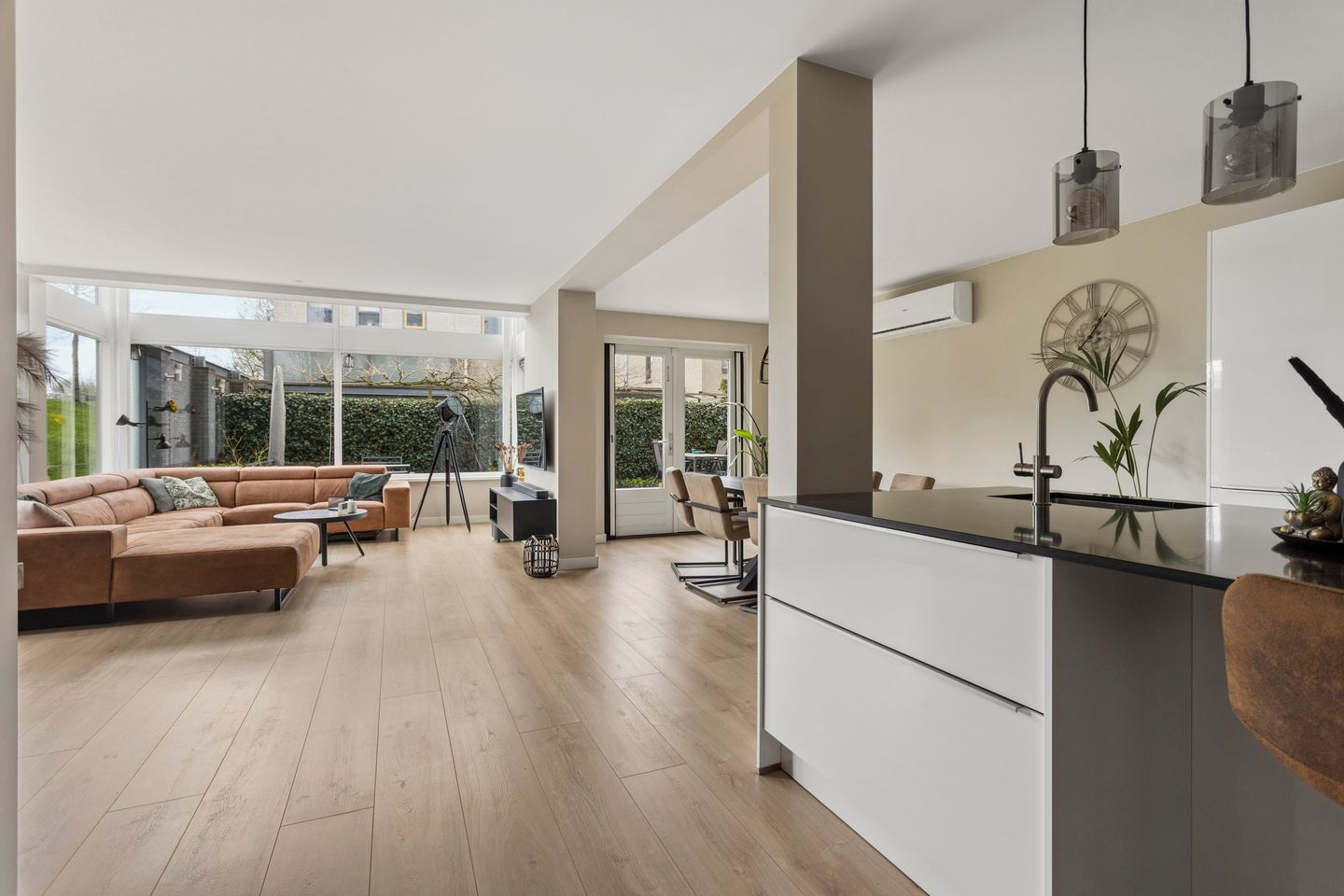 Foto 14 van Picassoweg 20