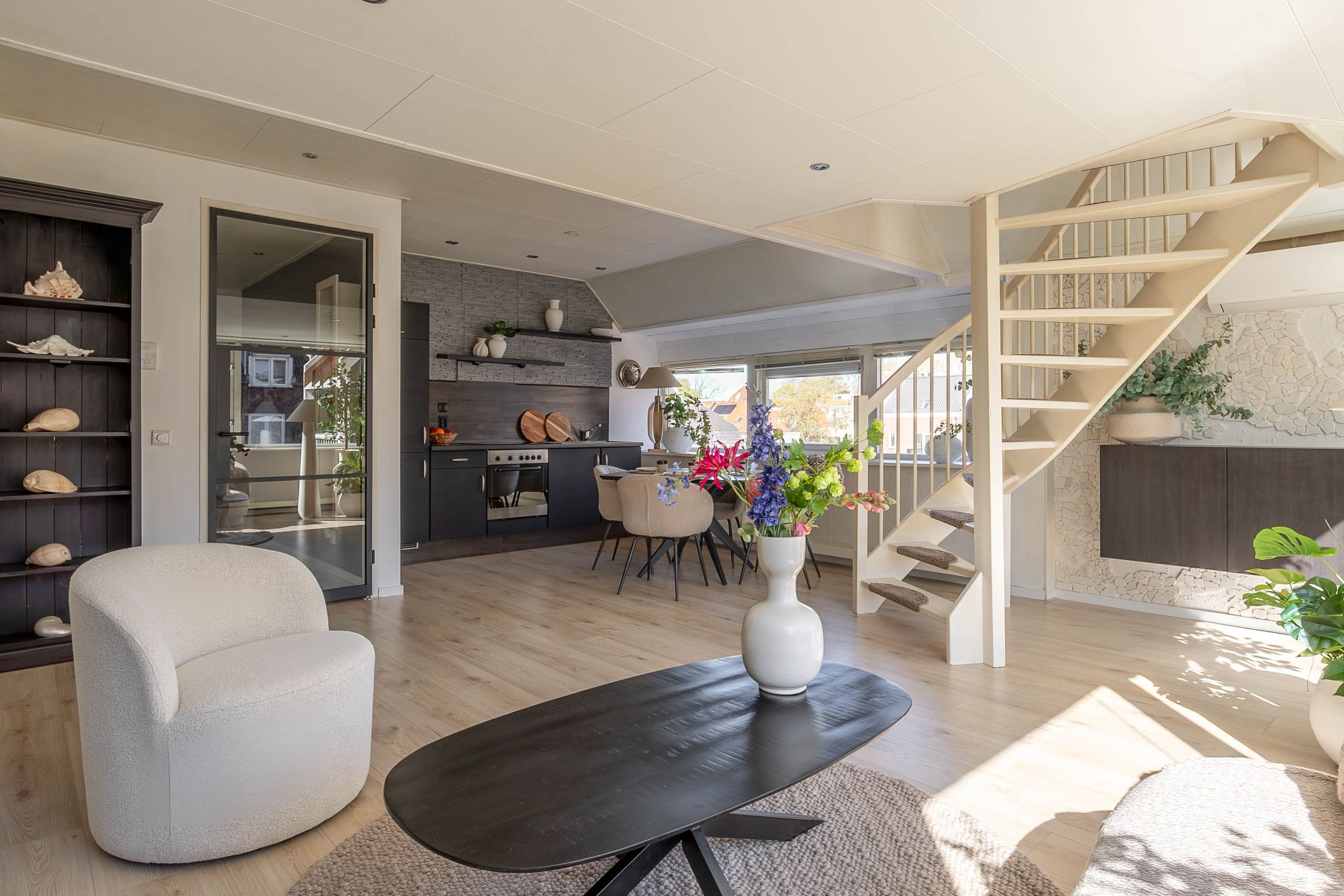 Foto 6 van Smakheul 2-C