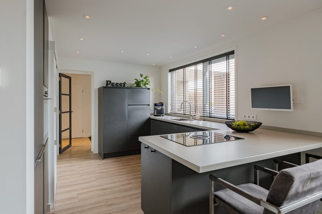 Foto 11 van van Matenesselaan 14