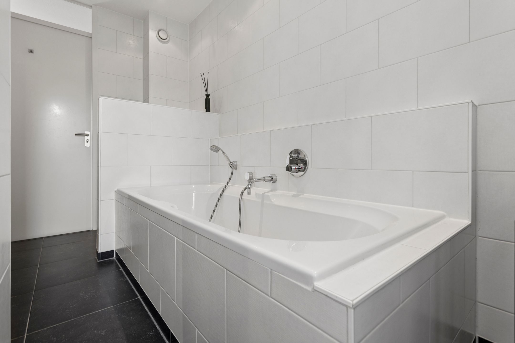 Foto 33 van Picassoweg 20