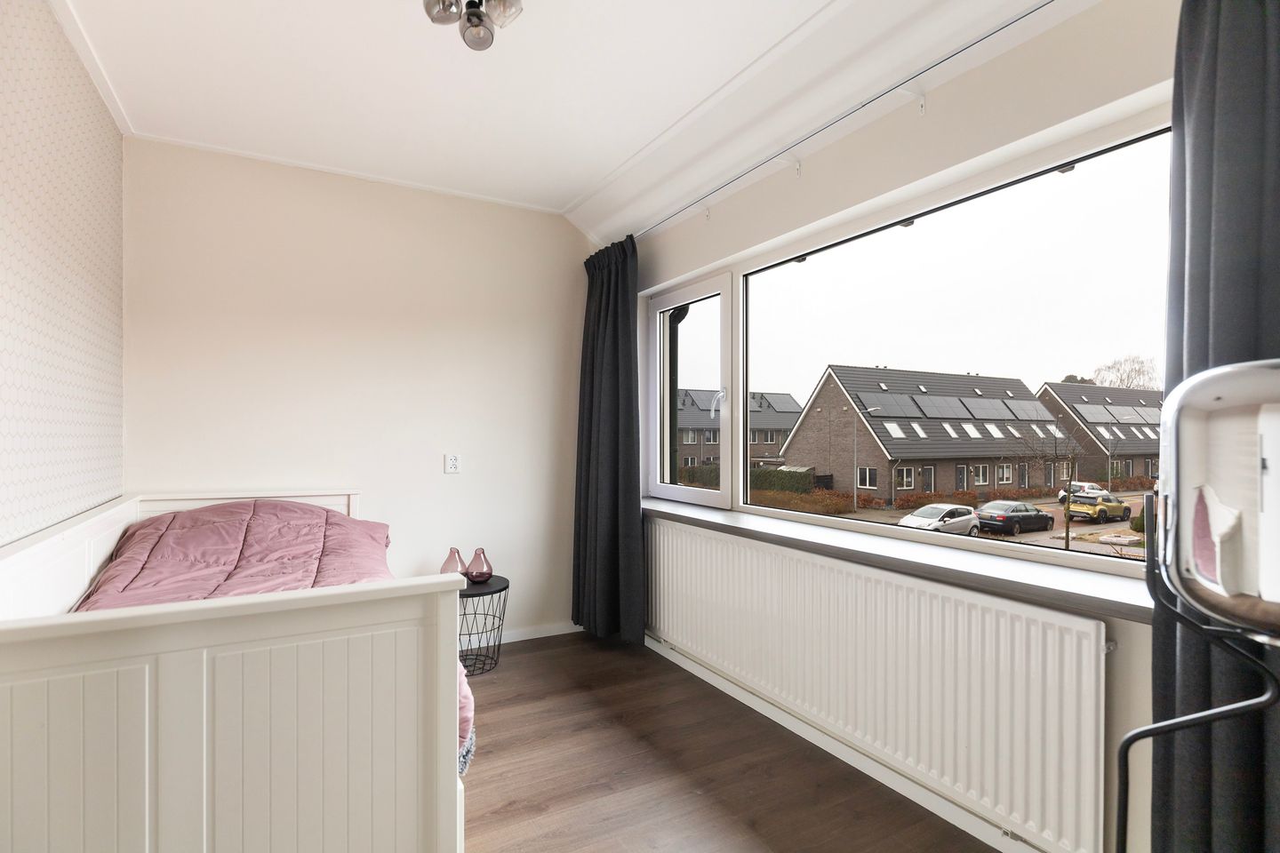 Foto 35 van J.D. van der Waalsstraat 23