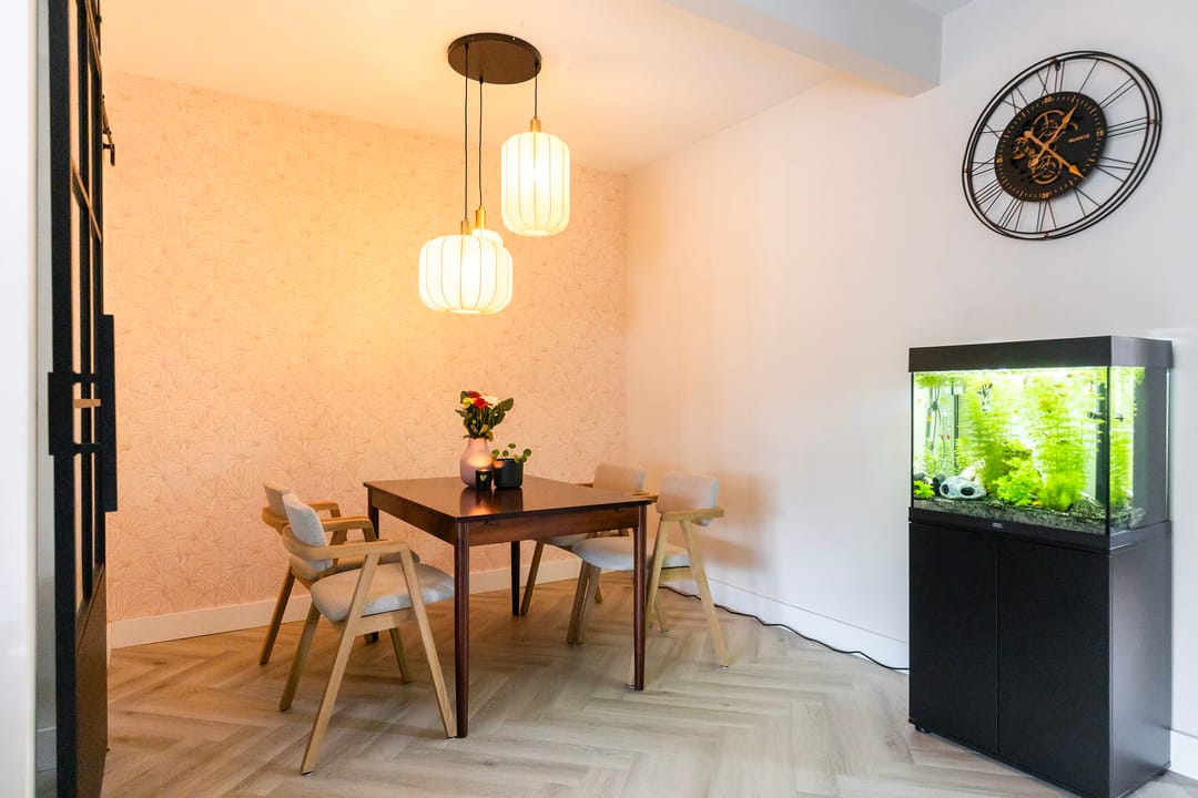 Foto 16 van J.D. van der Waalsstraat 23