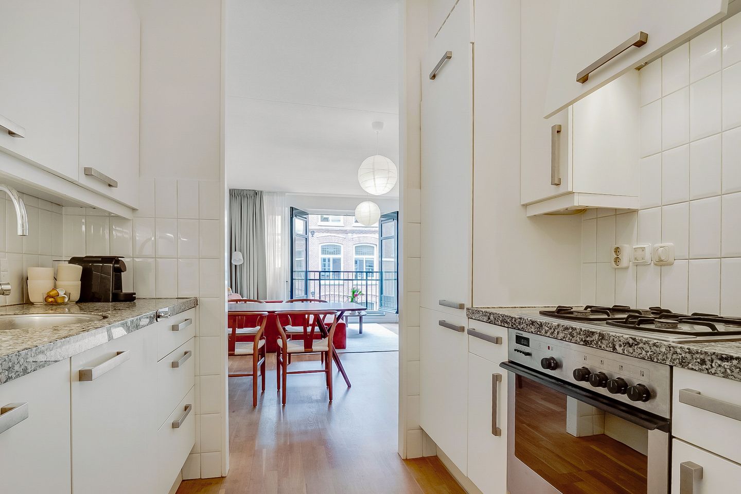 Photo 20 of Eerste Boerhaavestraat 6-D