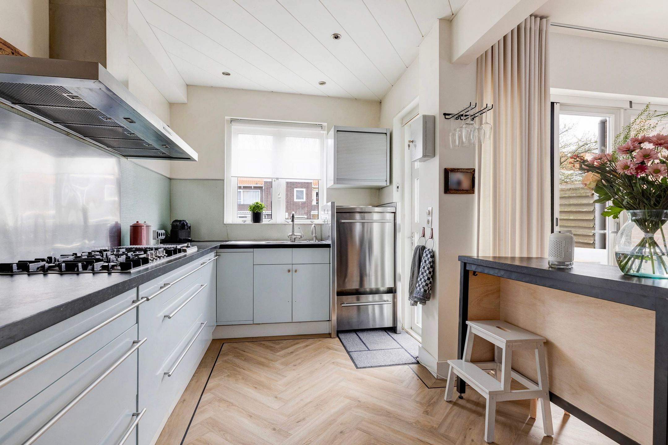 Photo 15 of Zestienhovensekade 351