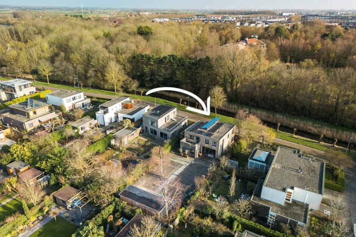 Photo 2 of C.W. Sturmstraat 20