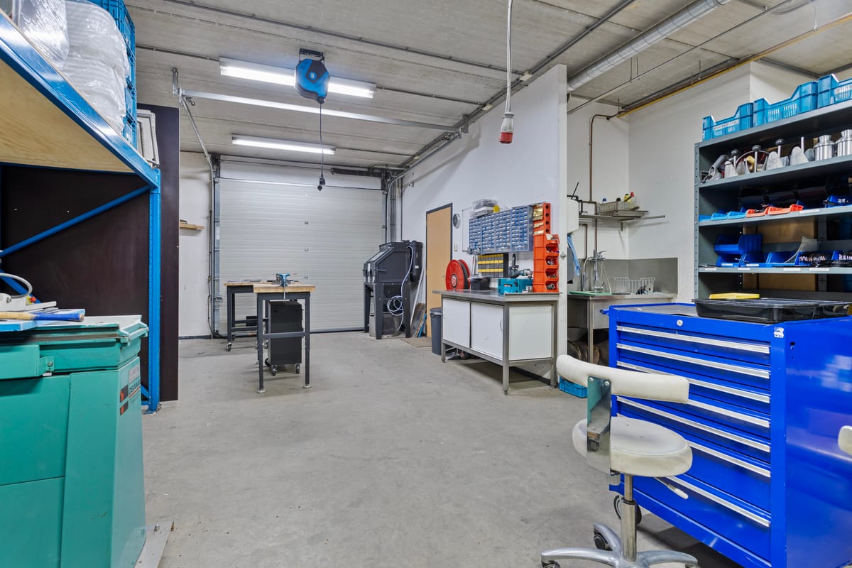 View photo 4 of Luzernestraat 33-A