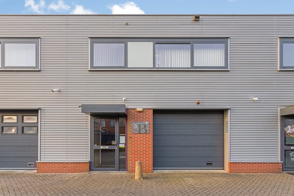 View photo 1 of Luzernestraat 33-A