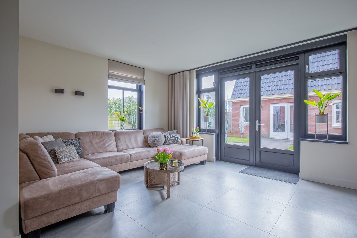 Foto 4 van Distelvlinder 47