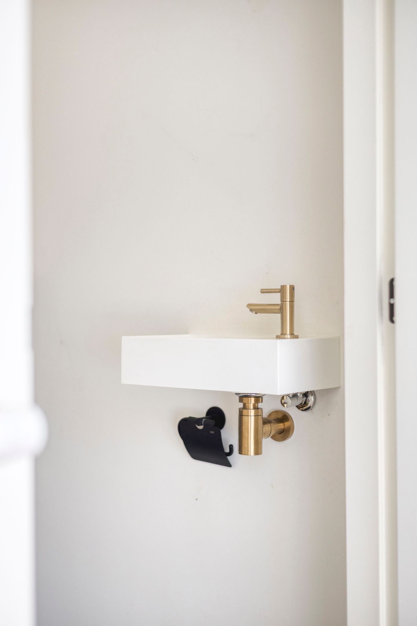 Photo 15 of Van Limburg Stirumlaan 36