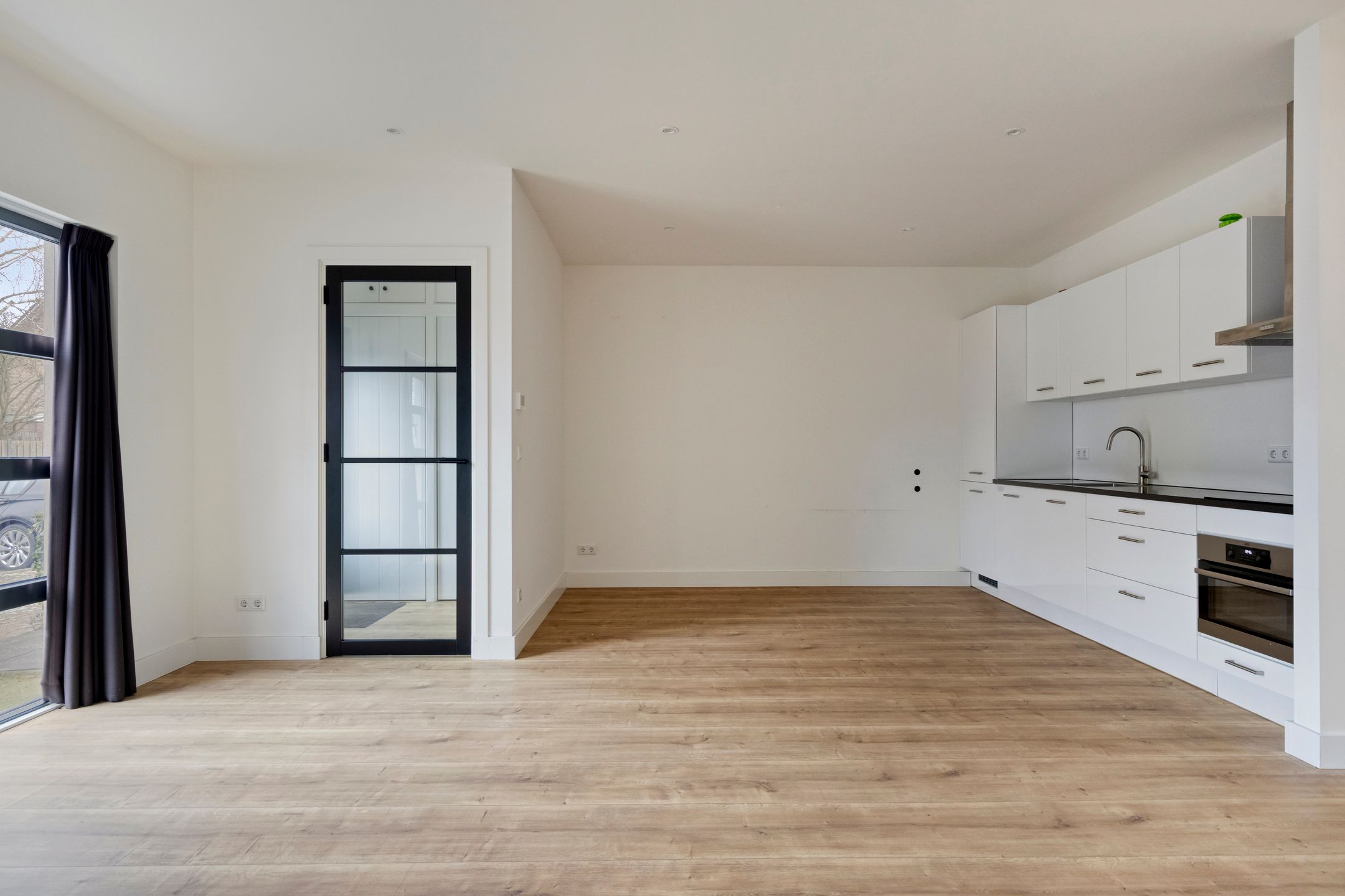 Foto 9 van Van Limburg Stirumlaan 36-B