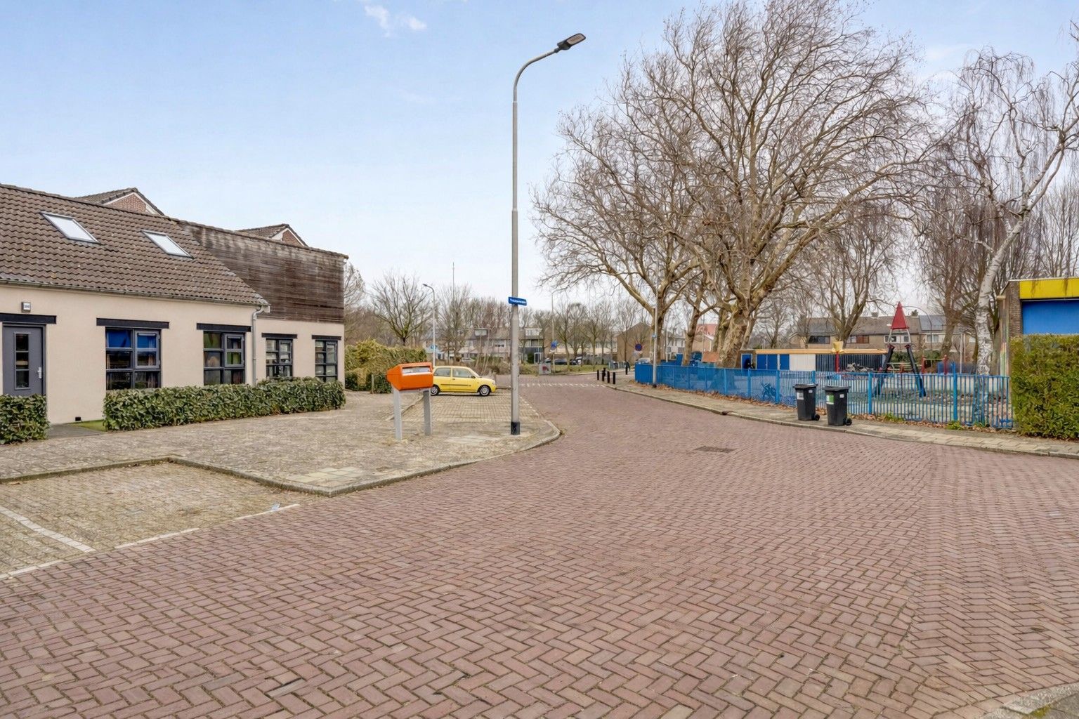 Foto 24 van Van Limburg Stirumlaan 36-B