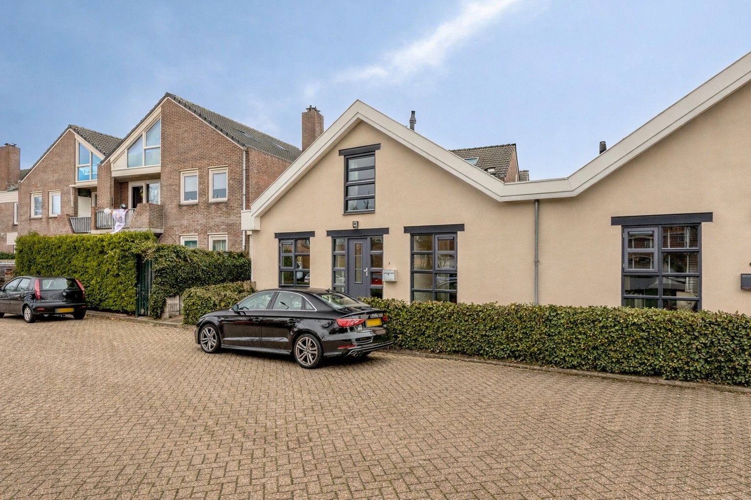 Photo 24 of Van Limburg Stirumlaan 36