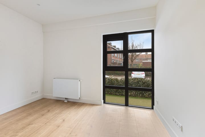 Foto 4 van Van Limburg Stirumlaan 36