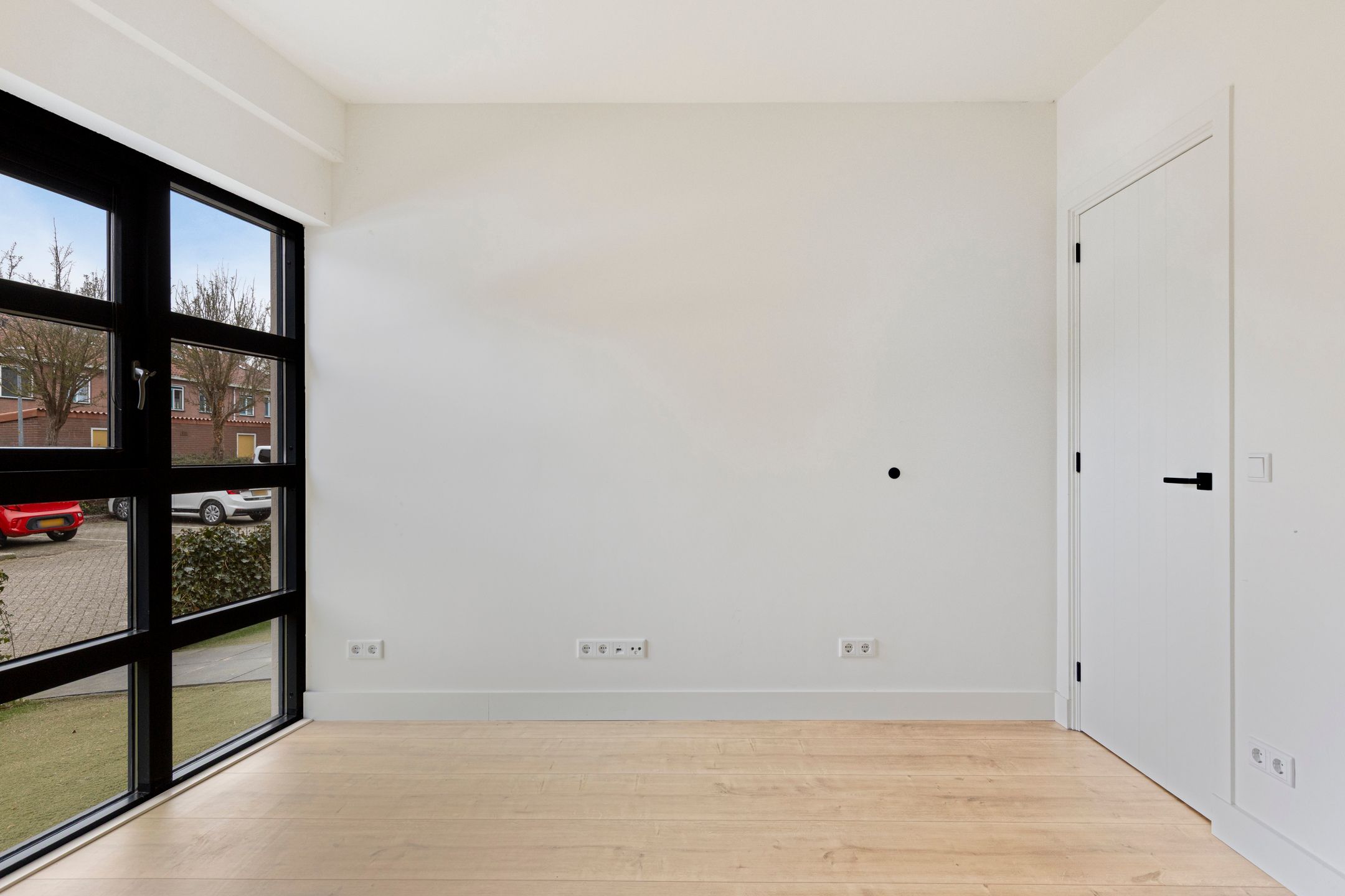 Photo 12 of Van Limburg Stirumlaan 36