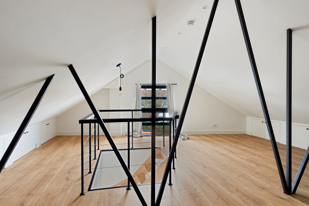 Photo 22 of Van Limburg Stirumlaan 36