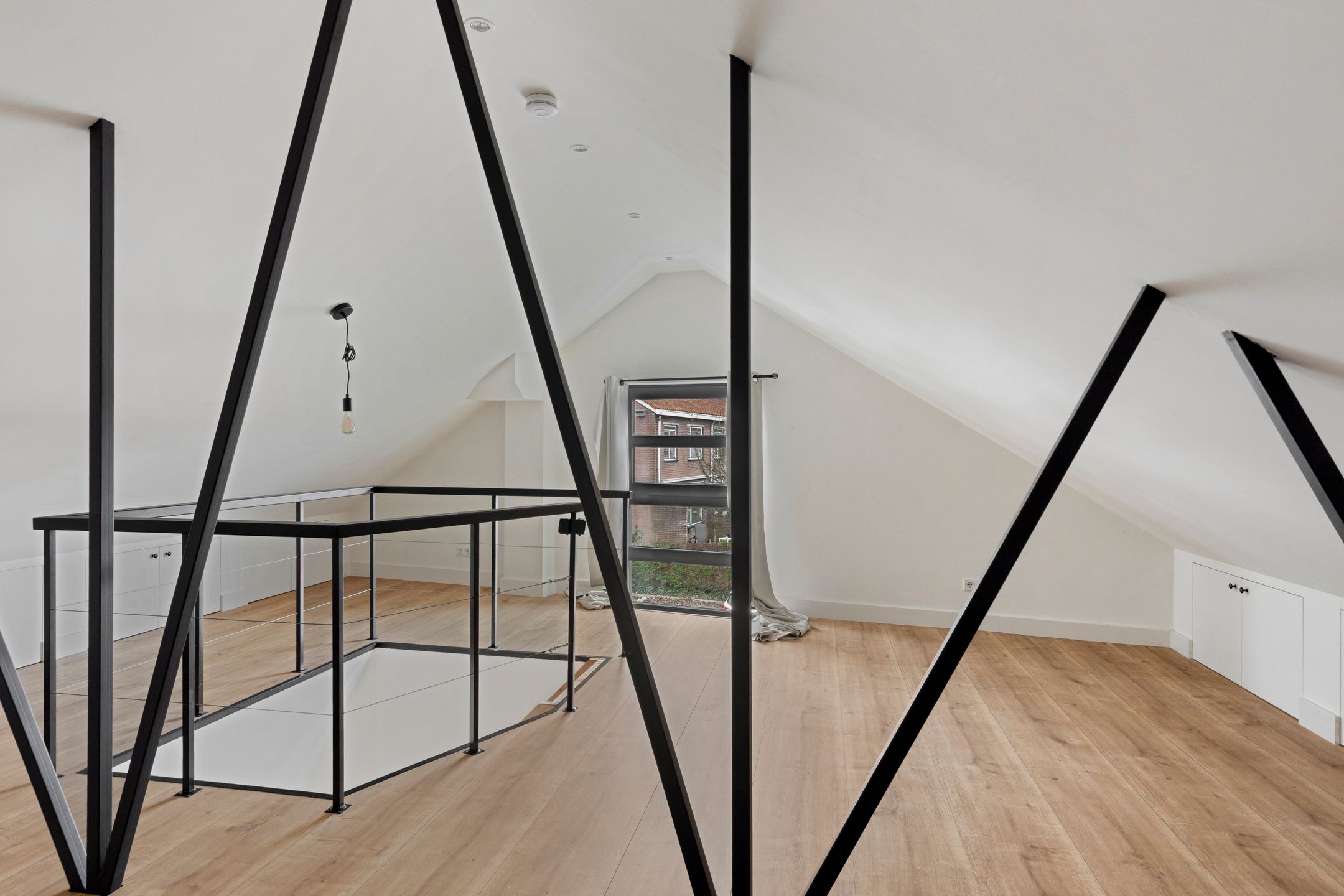 Photo 21 of Van Limburg Stirumlaan 36