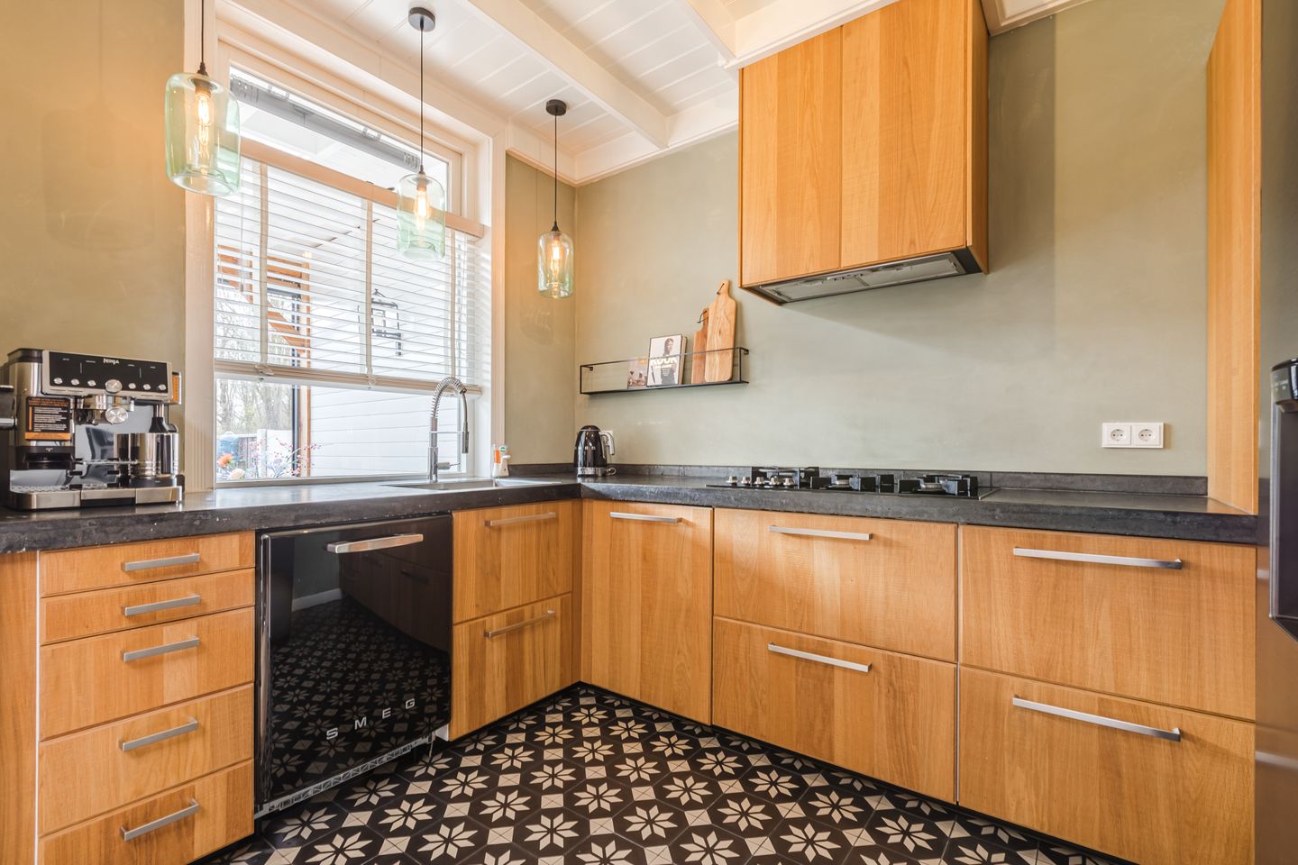 Photo 19 of Groenestraat 203-A