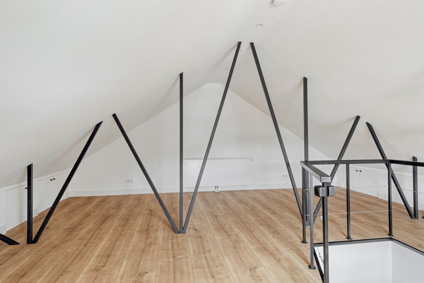 Photo 20 of Van Limburg Stirumlaan 36