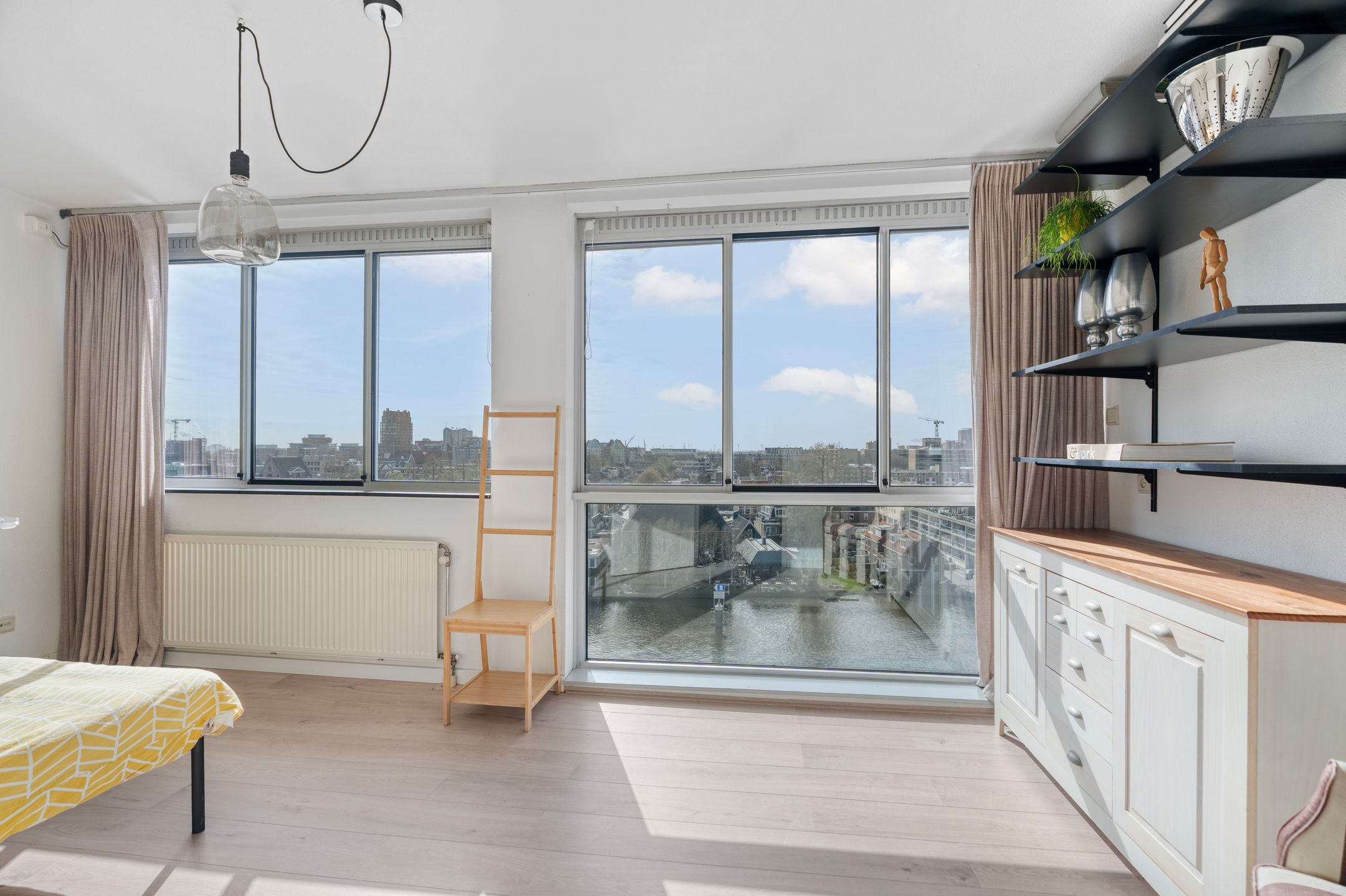 Photo 39 of De Helling 91