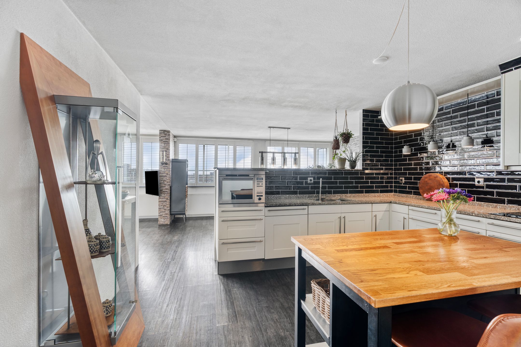 Photo 21 of De Helling 91