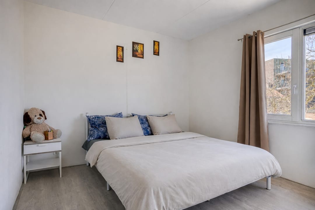 Photo 11 of Demerstraat 16