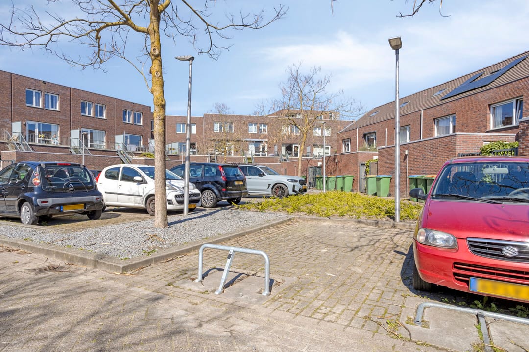 Photo 23 of Demerstraat 16