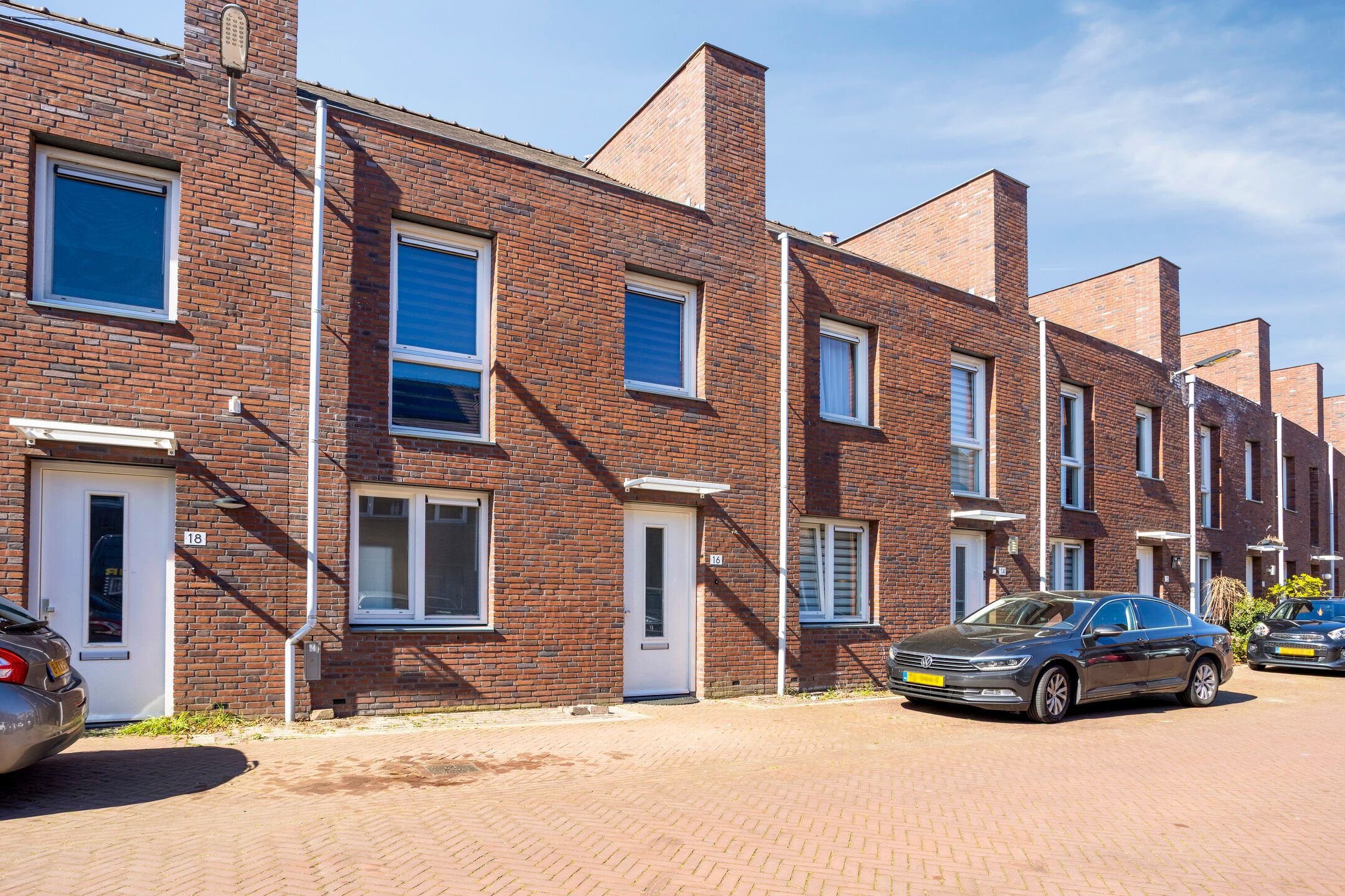 Photo 21 of Demerstraat 16