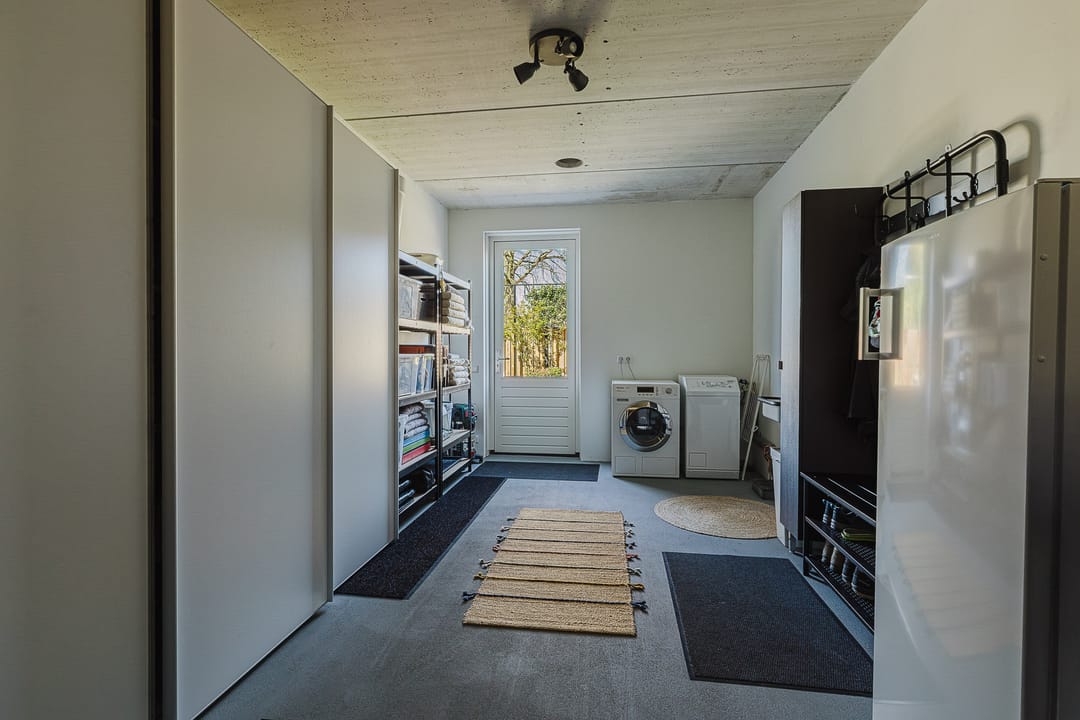 Photo 37 of Damhertstraat 14