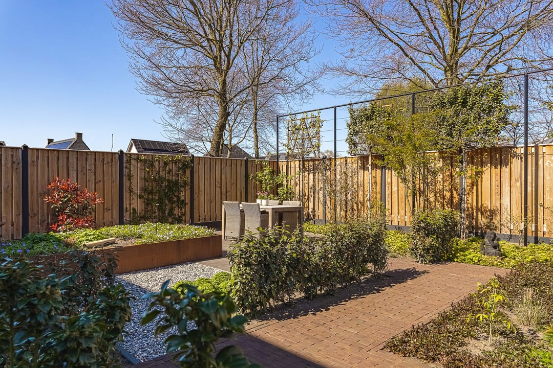 Photo 43 of Damhertstraat 14