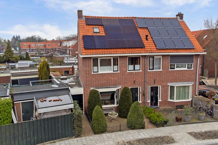 Photo 4 of Minister Idenburgstraat 8