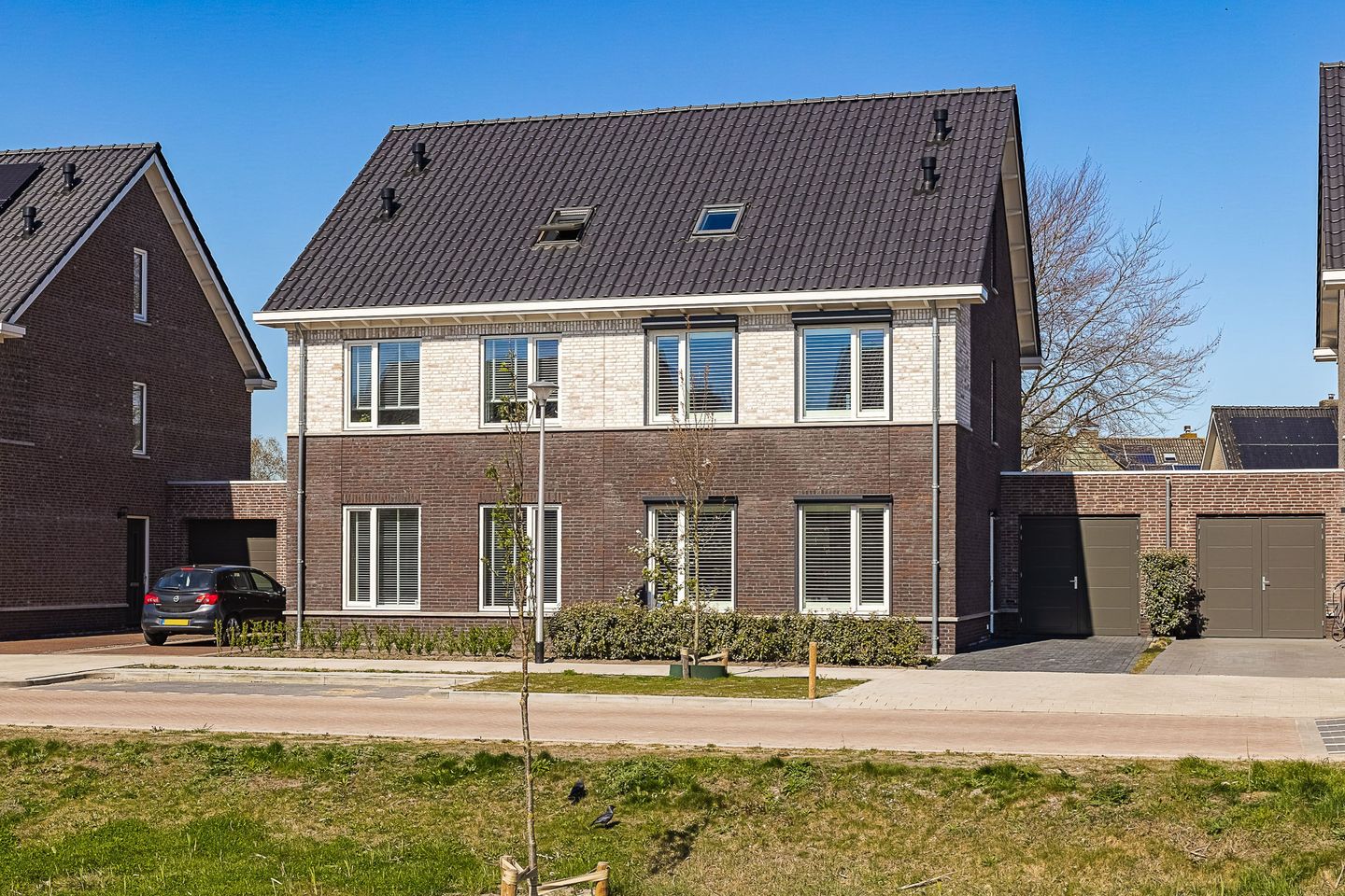 Photo 49 of Damhertstraat 14