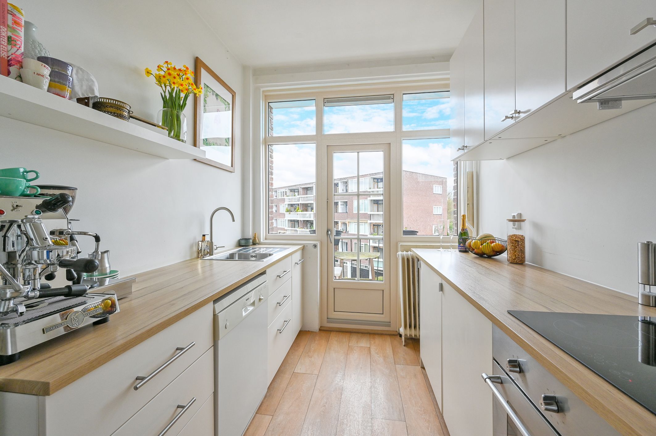 Photo 27 of Resedastraat 24