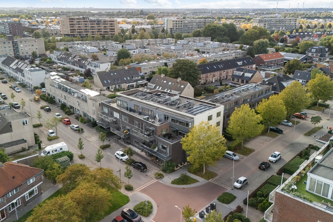 Photo 46 of Prins Hendrikstraat 13