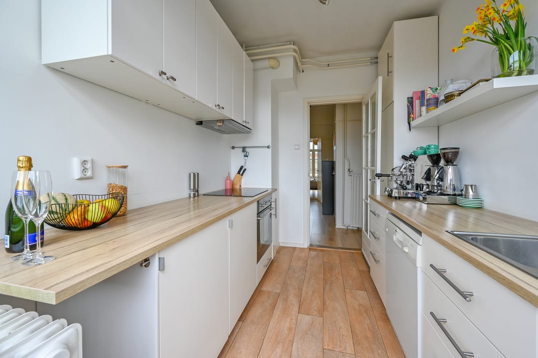 Photo 31 of Resedastraat 24