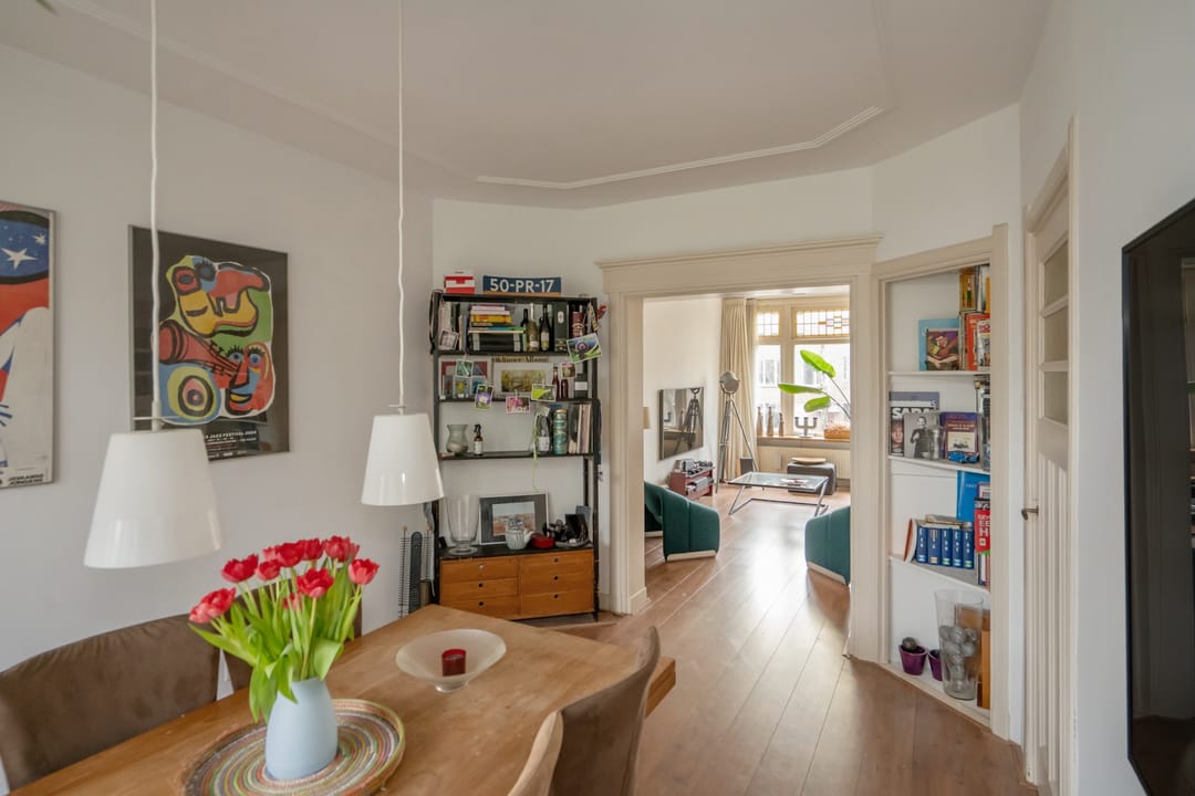 Foto 11 van Caan van Necklaan 195