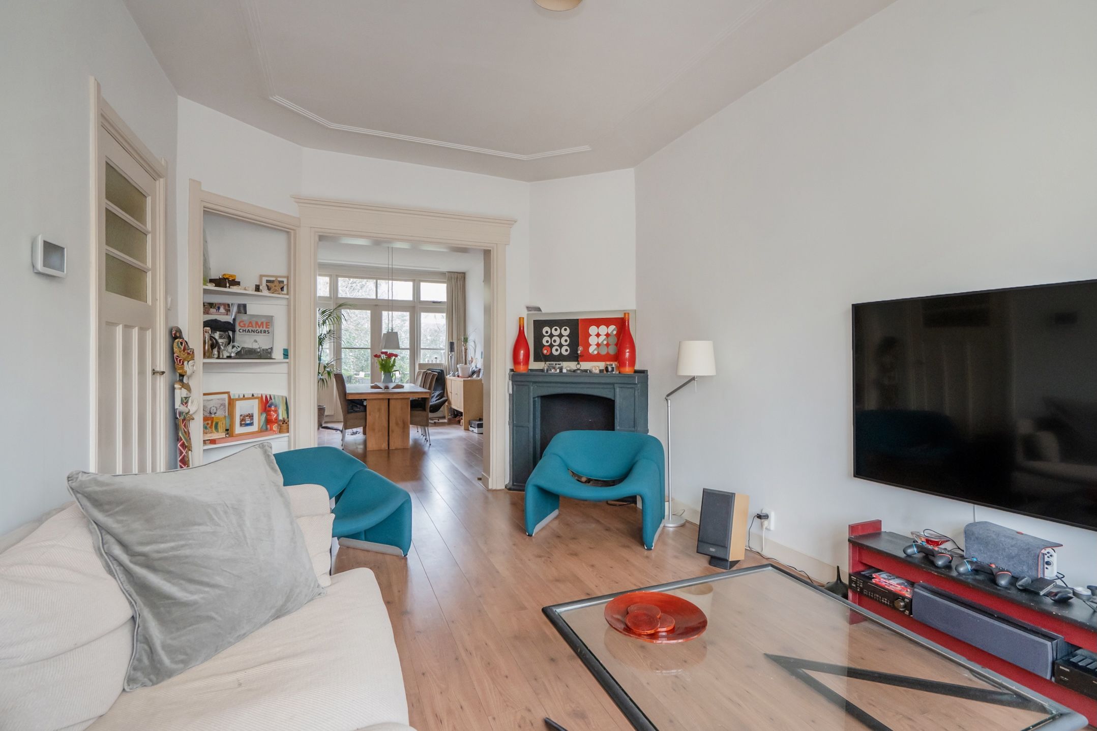 Foto 15 van Caan van Necklaan 195