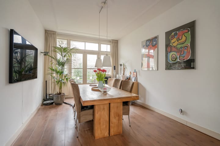 Foto 3 van Caan van Necklaan 195