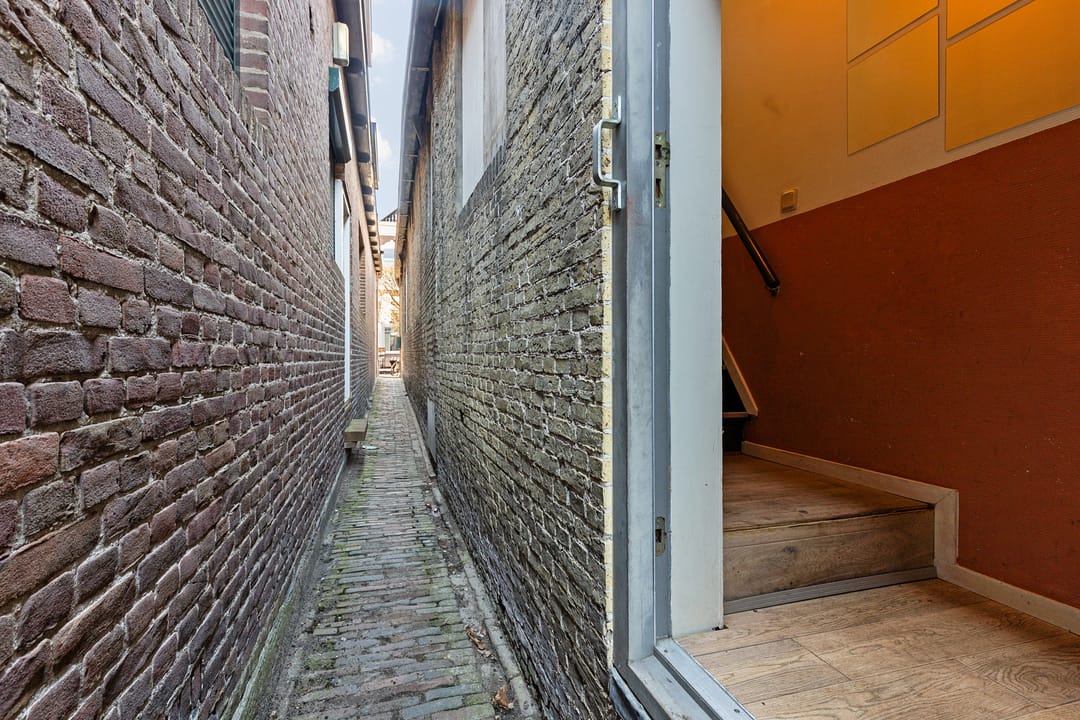 Photo 8 of Midstraat 31-A