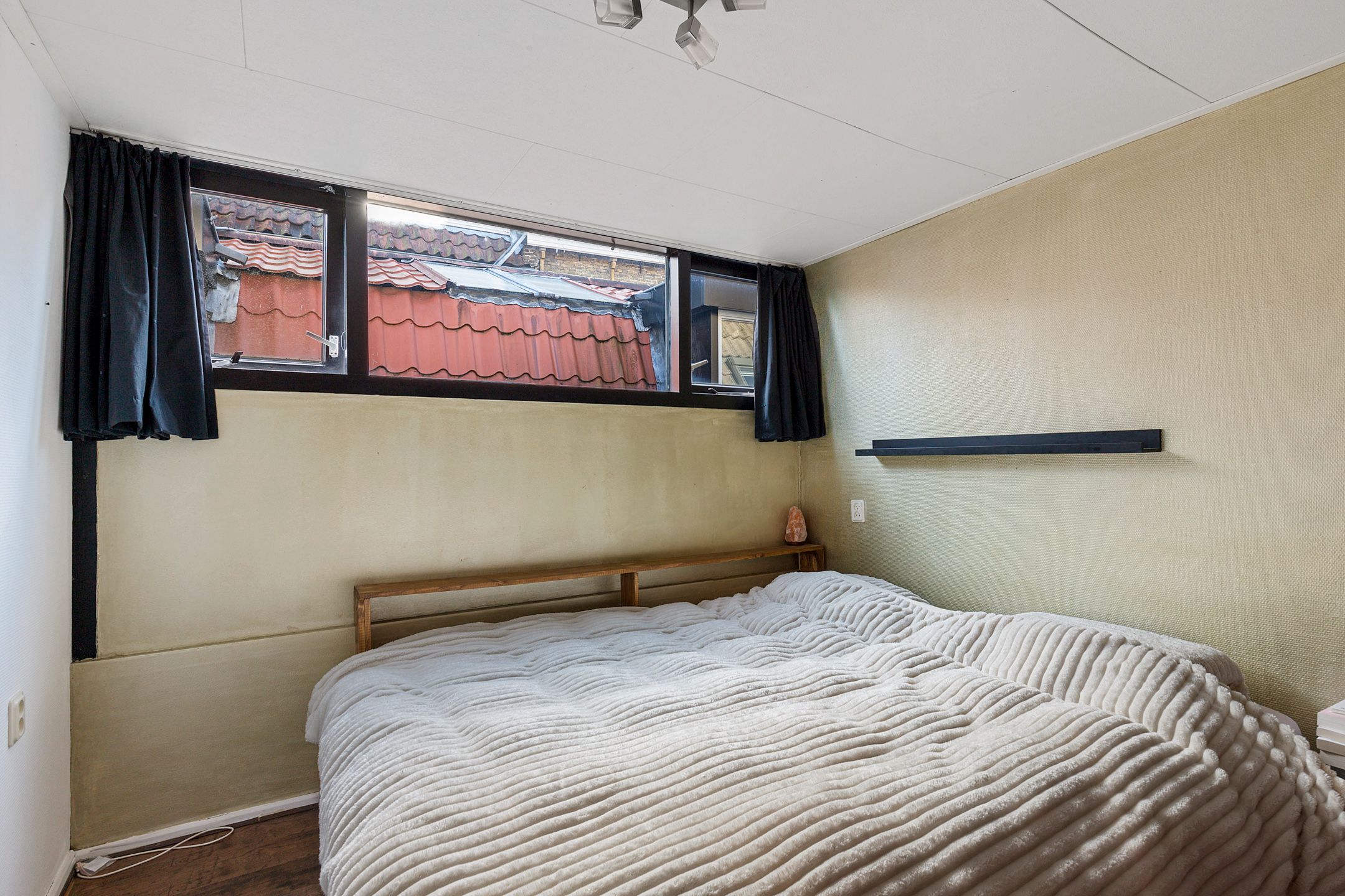 Photo 36 of Midstraat 31-A