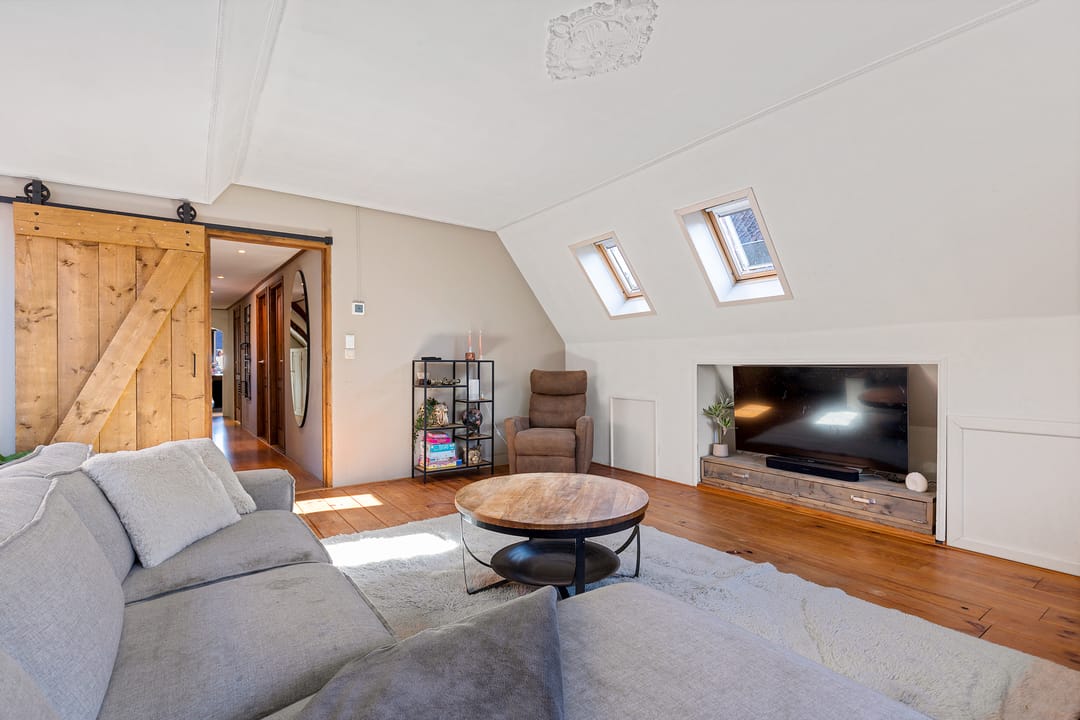Photo 41 of Midstraat 31-A