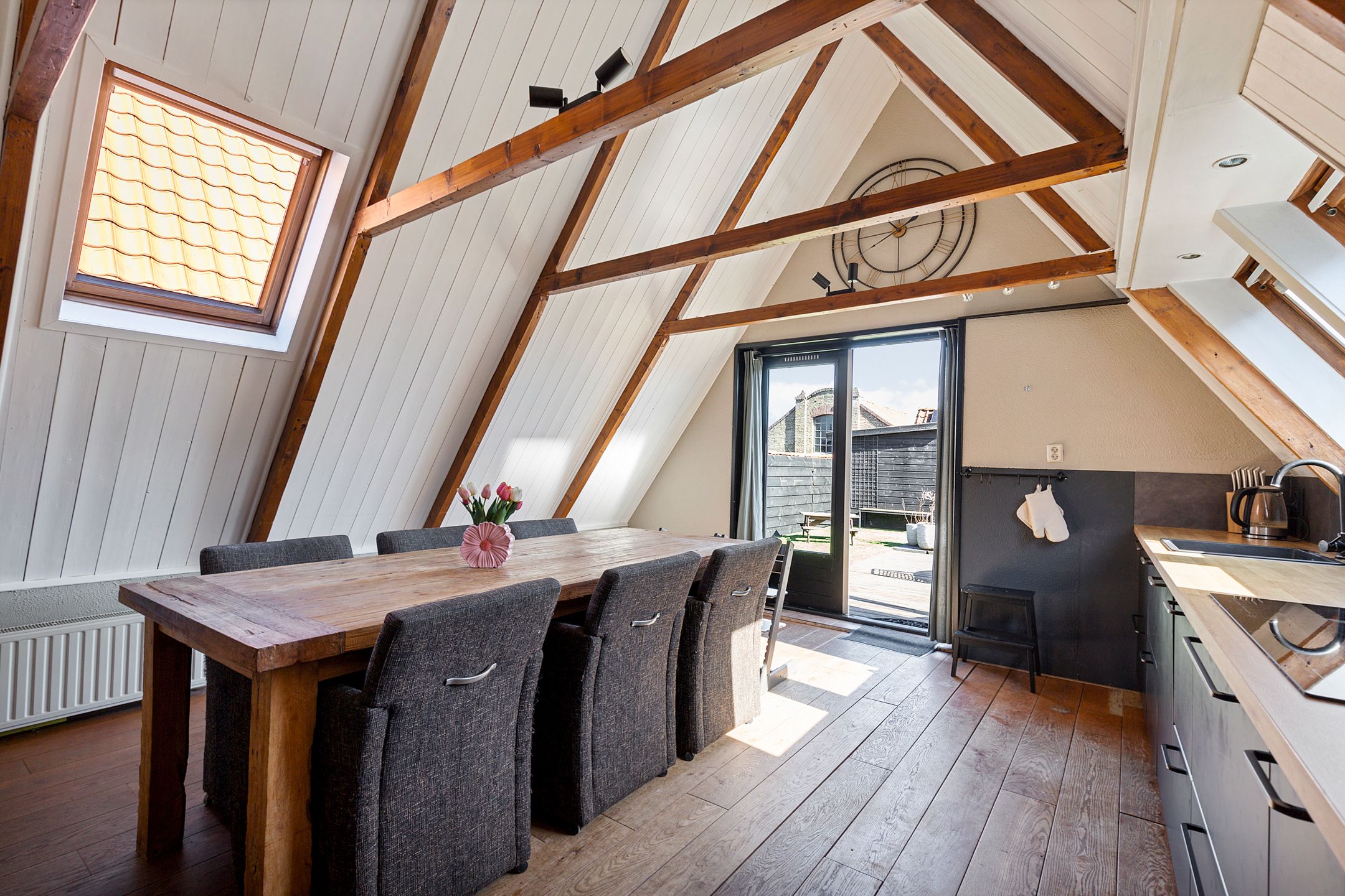 Photo 18 of Midstraat 31-A