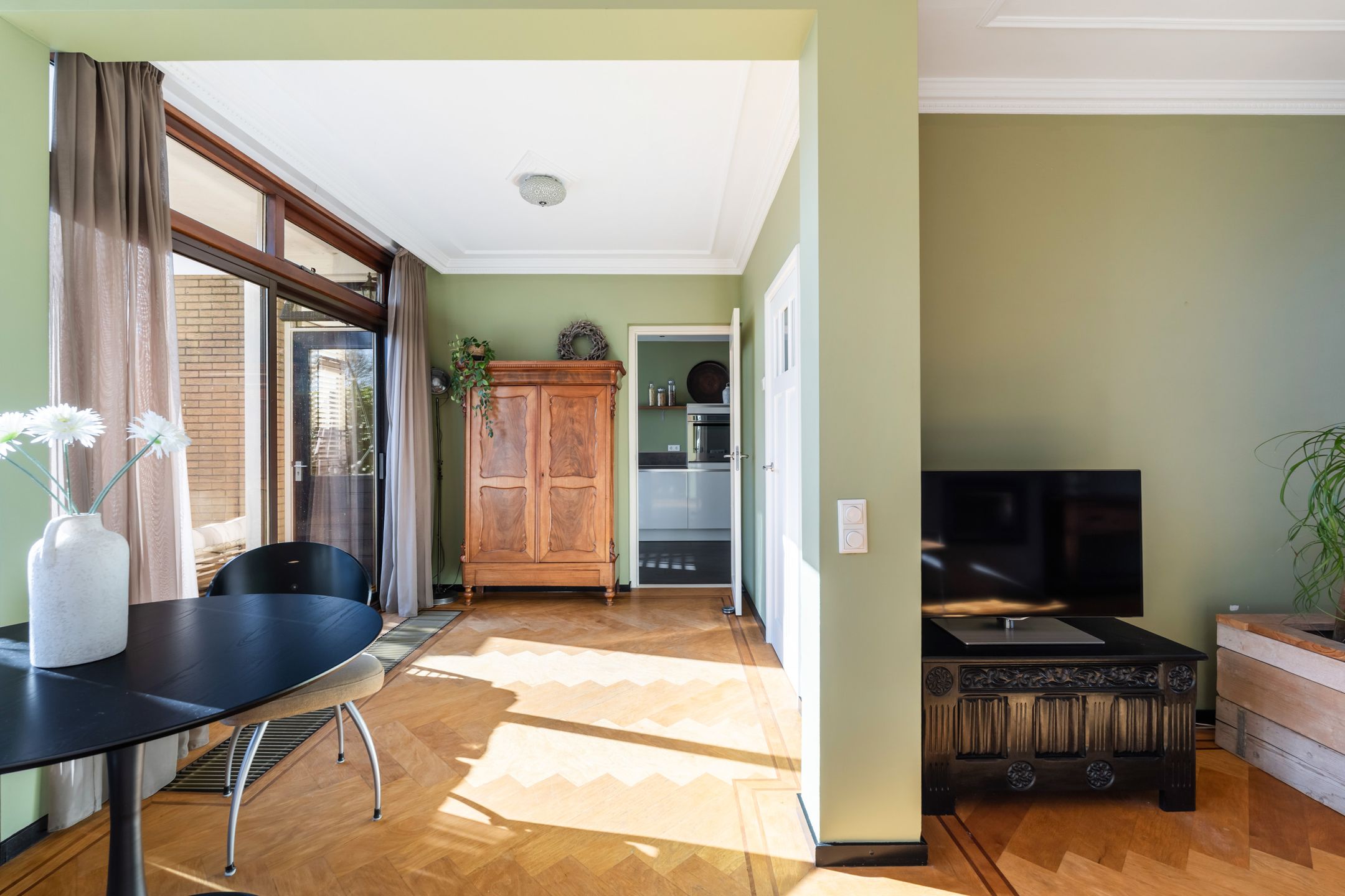 Foto 12 van Molenstraat 141