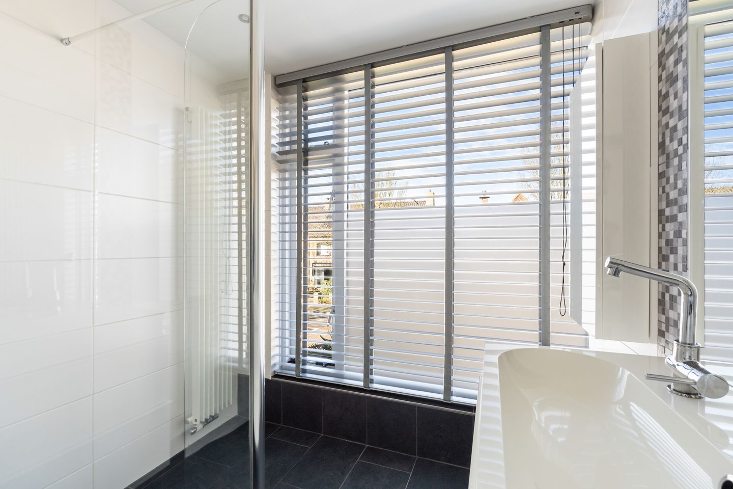 Foto 34 van Molenstraat 141